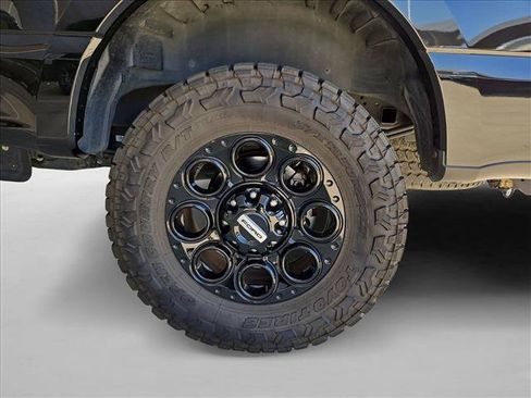 Used 2023 Ford F250 XLT w/ Black Appearance Package AWD/4WD image 23
