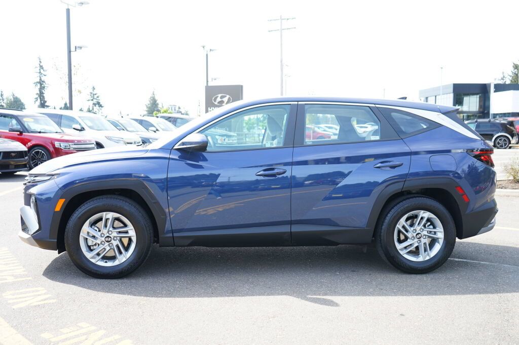 Certified 2025 Hyundai Tucson SE FWD image 10