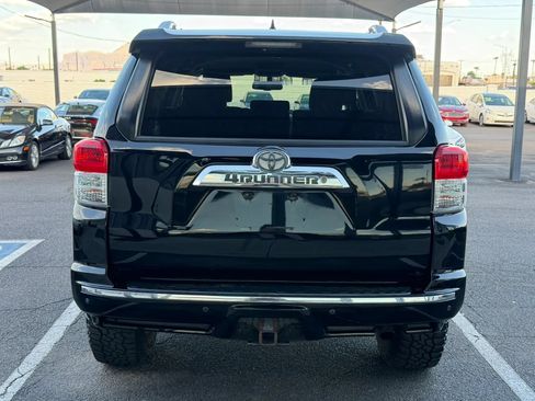 Used 2013 Toyota 4Runner SR5 AWD/4WD image 8