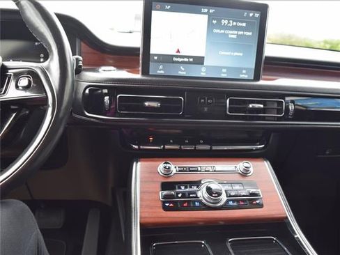 Used 2023 Lincoln Aviator Reserve image 14