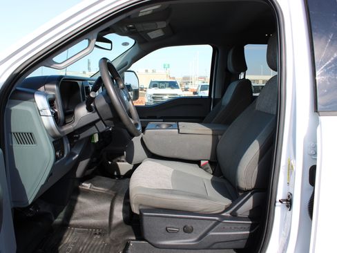 Used 2023 Ford F350 XLT image 17