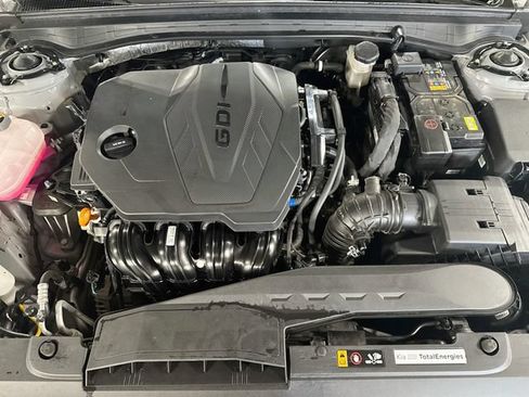 Used 2025 Kia K5 GT-Line w/ GT-Line Premium Package AWD/4WD image 9