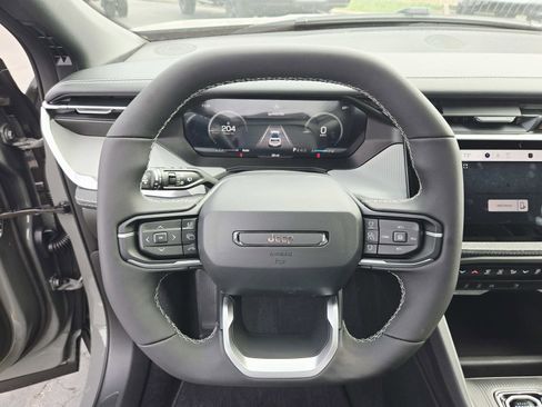 New 2026 Jeep Cherokee Laredo AWD/4WD image 18