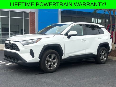 Used 2024 Toyota RAV4 XLE AWD/4WD image 1