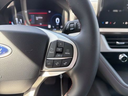 New 2026 Ford Explorer Active image 13