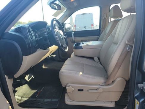 Used 2009 Chevrolet Silverado 1500 LT w/ Power Pack Plus RWD image 11