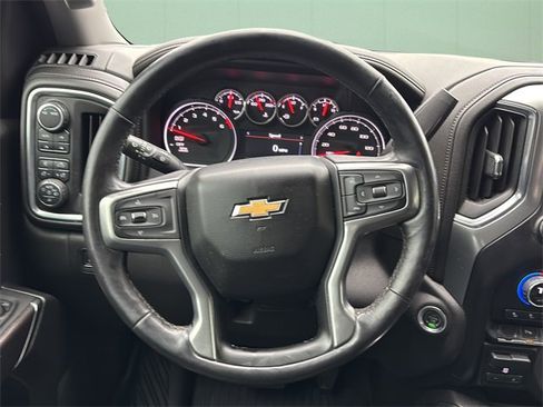 Used 2022 Chevrolet Silverado 1500 LTZ image 23