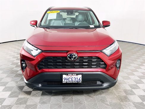 Used 2023 Toyota RAV4 XLE Premium image 2