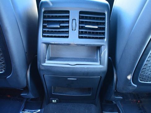 Used 2015 Mercedes-Benz ML 63 AMG 4MATIC image 27