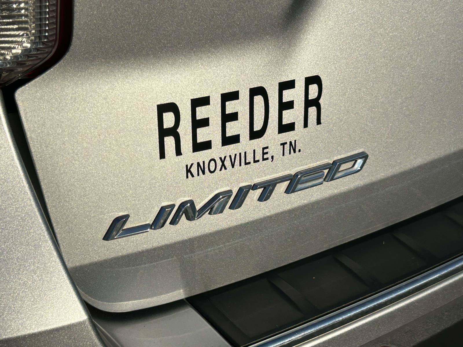 Used 2022 Ford Explorer Limited AWD/4WD image 12
