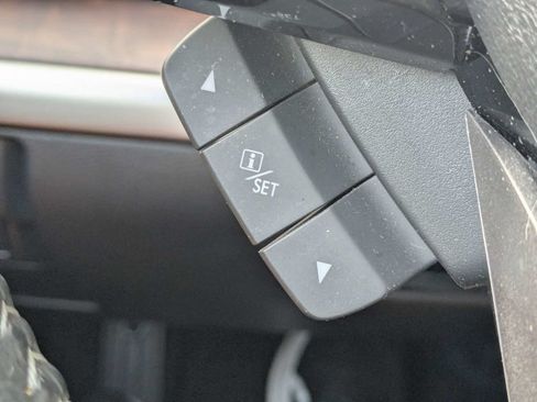 Used 2019 Subaru Outback 2.5i Limited AWD/4WD image 38