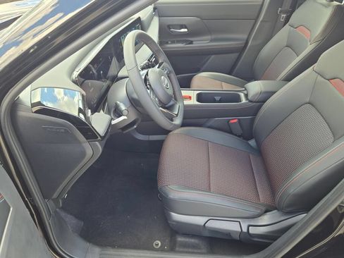 Used 2026 Nissan Kicks SR AWD/4WD image 18