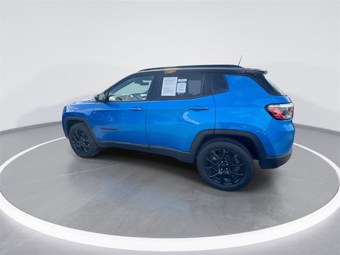 Used 2022 Jeep Compass Altitude image 6