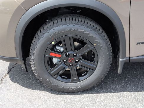New 2026 Nissan Rogue SV AWD/4WD image 9