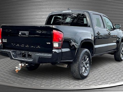 Used 2023 Toyota Tacoma 4x4 Double Cab image 6