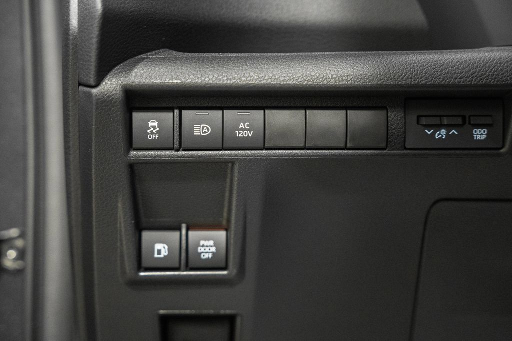 New 2026 Toyota Sienna XLE Woodland Edition AWD/4WD image 46