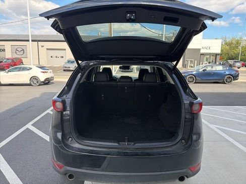 Used 2018 MAZDA CX-5 Touring w/ Preferred Equipment Package AWD/4WD image 11