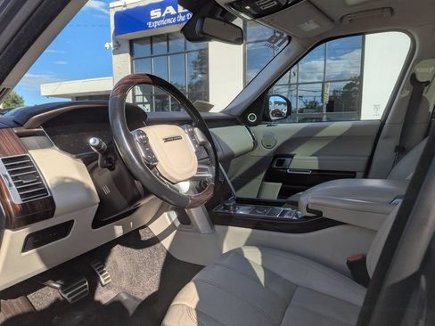 Used 2016 Land Rover Range Rover Supercharged AWD/4WD image 16