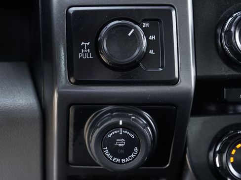 Used 2018 Ford F150 XLT w/ Equipment Group 302A Luxury image 32