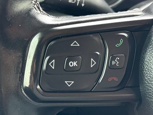 Used 2022 Jeep Gladiator Sport AWD/4WD image 26