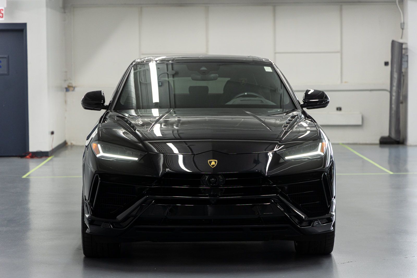 Used 2024 Lamborghini Urus S AWD/4WD image 10