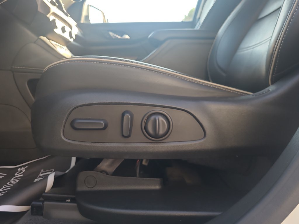 Used 2023 GMC Acadia Denali FWD image 26