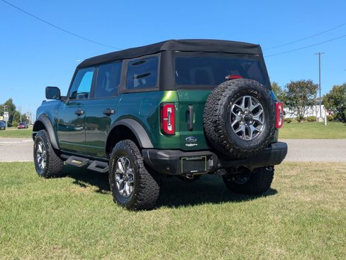Certified 2024 Ford Bronco Badlands image 6