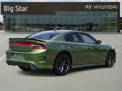 Used 2022 Dodge Charger R/T w/ Blacktop Package RWD image 4