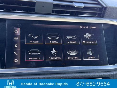 Used 2024 Audi Q3 2.0T Premium image 35