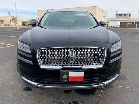 Used 2023 Lincoln Nautilus AWD w/ Premium Package image 9
