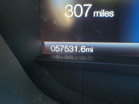 Used 2020 Ford Fusion Titanium image 20