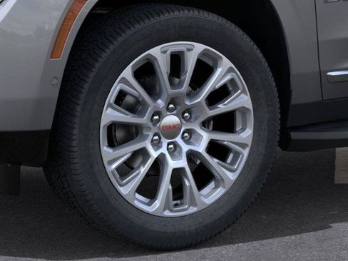 New 2026 GMC Yukon Denali w/ Advanced Technology Package AWD/4WD image 9