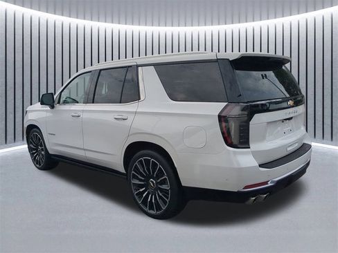 Used 2025 Chevrolet Tahoe High Country image 7