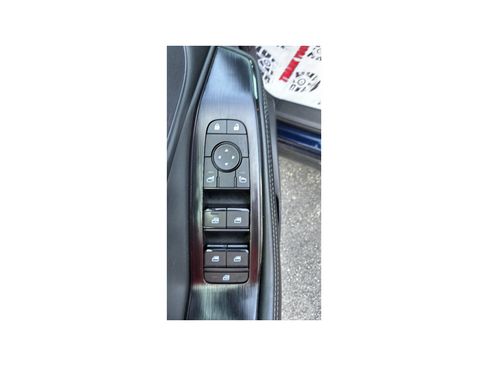 Used 2025 Nissan Rogue SV AWD/4WD image 13
