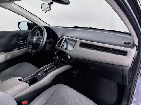 Certified 2019 Honda HR-V EX image 28