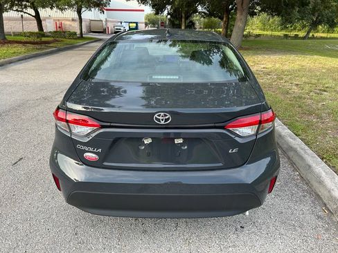 Certified 2025 Toyota Corolla LE FWD image 5