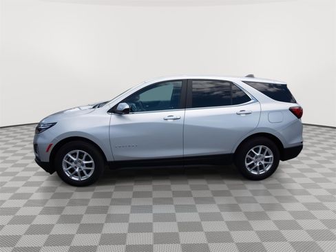 Used 2022 Chevrolet Equinox LT FWD image 8