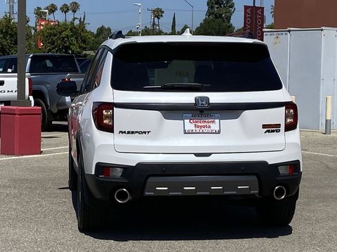 Used 2023 Honda Passport TrailSport image 42