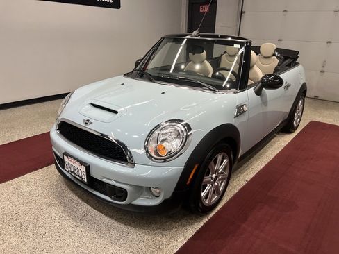 Used 2014 MINI Cooper S image 4
