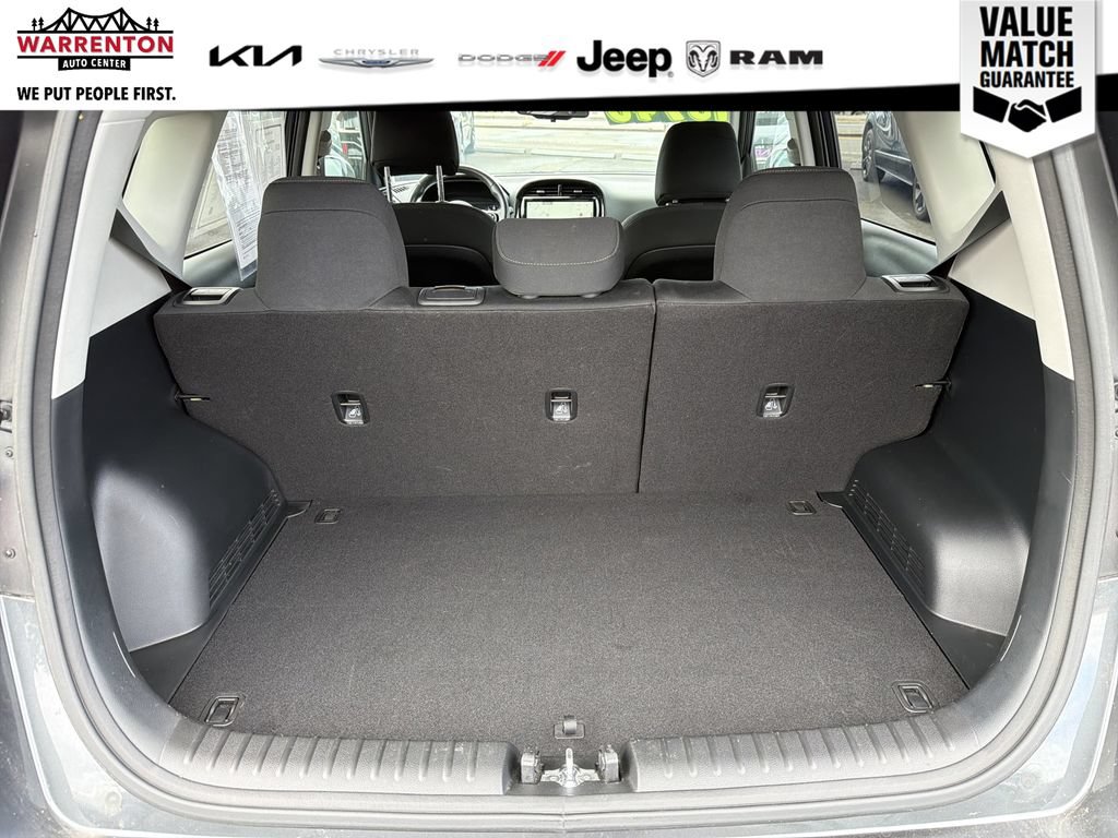 Used 2022 Kia Soul GT-Line FWD image 7