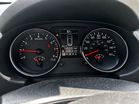 Used 2011 Nissan Rogue SV AWD/4WD image 13