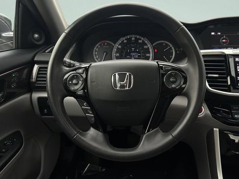 Used 2017 Honda Accord EX-L image 22
