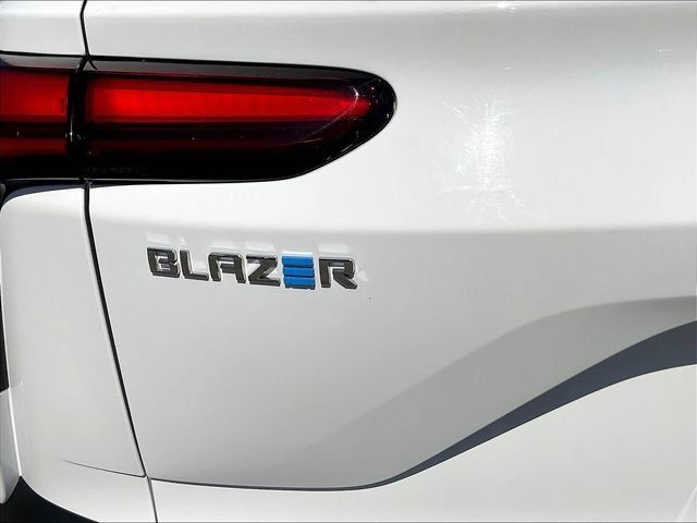 Certified 2024 Chevrolet Blazer EV LT AWD/4WD image 26