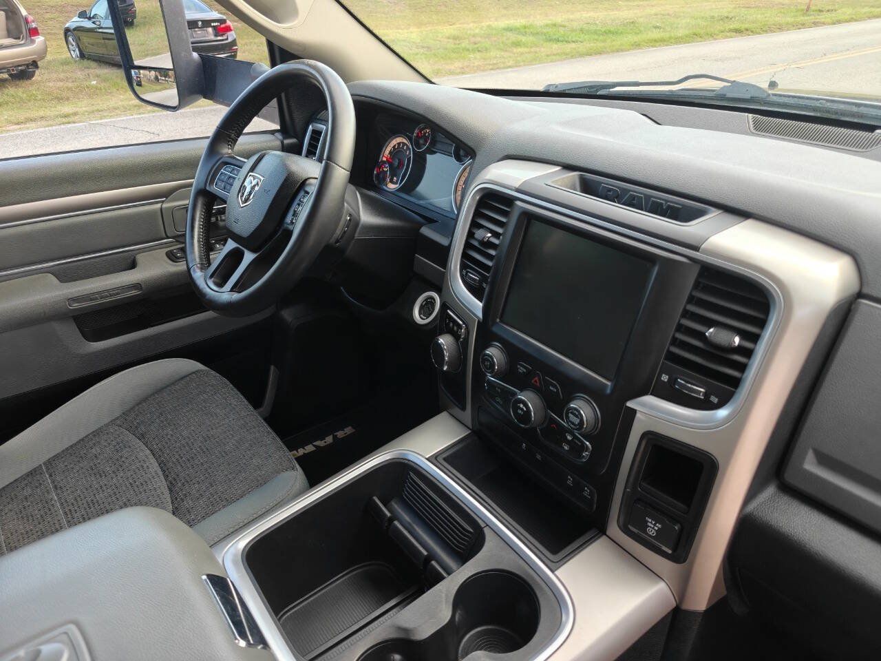 Used 2015 RAM 1500 Lone Star RWD image 25
