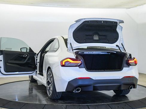 New 2026 BMW 230i Coupe w/ Convenience Package image 26