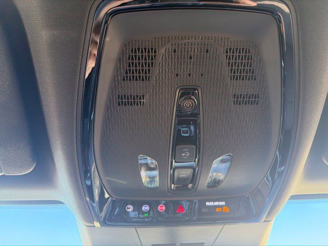 Used 2026 Cadillac Lyriq Signature Luxury w/ Nappa Leather Package AWD/4WD image 37