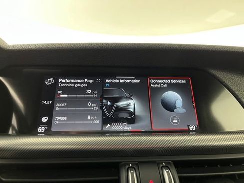 Used 2020 Alfa Romeo Stelvio Ti Sport w/ Quick Order Package 22S Sport AWD/4WD image 27