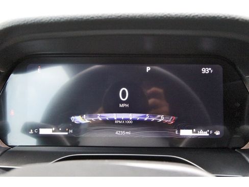 Used 2025 Jeep Grand Cherokee Altitude RWD image 13