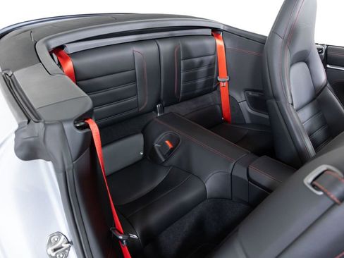 Used 2021 Porsche 911 Turbo image 40