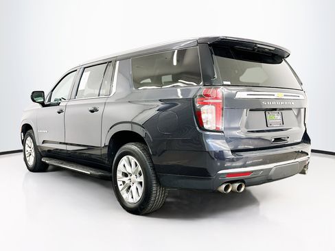 Used 2023 Chevrolet Suburban Premier image 5
